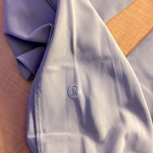 Light grey Lululemon leggings